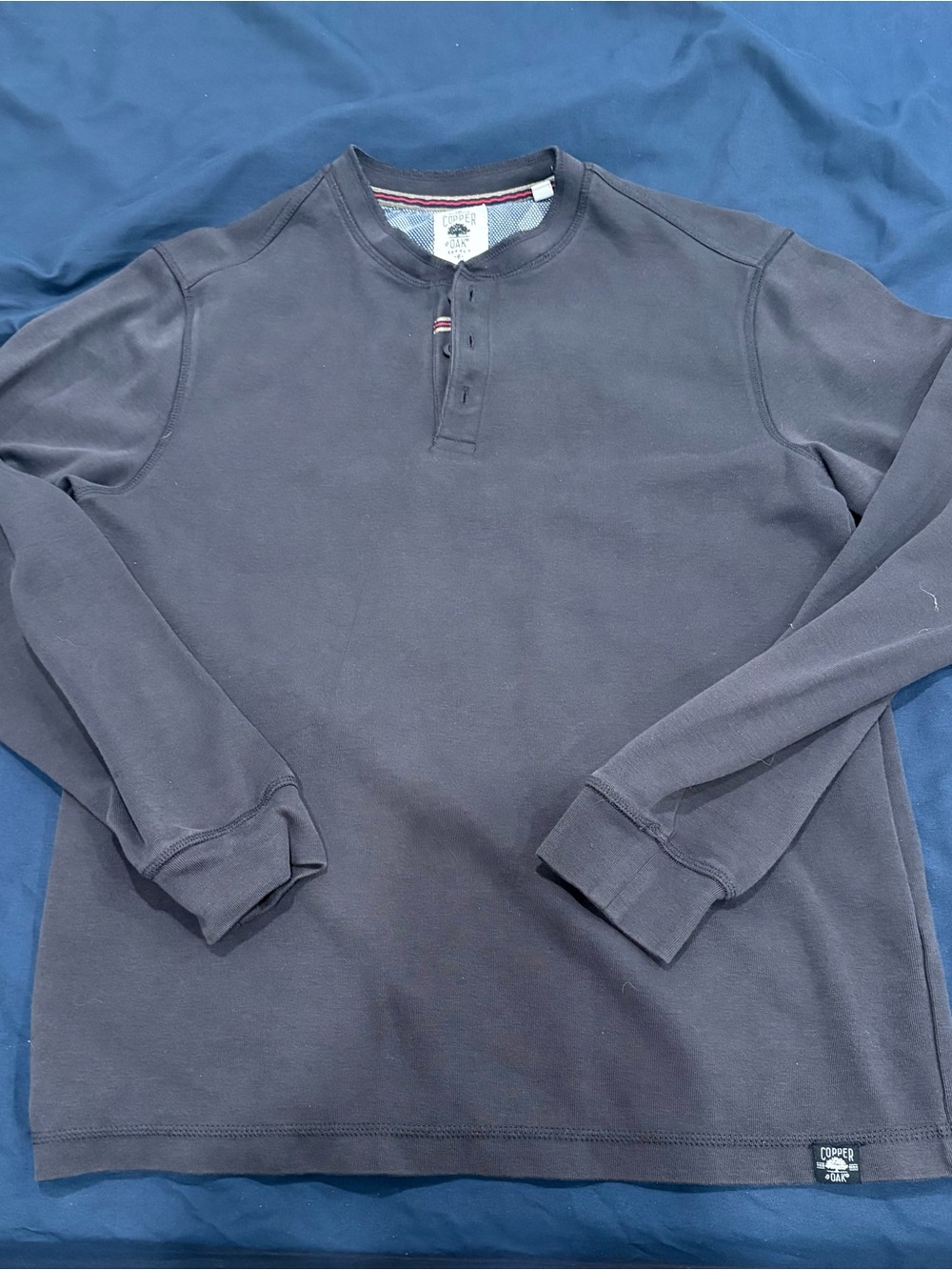 Menβs Long-Sleeve Henley Sweatshirt - gray